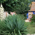 Traditional Riad Camargue Arles